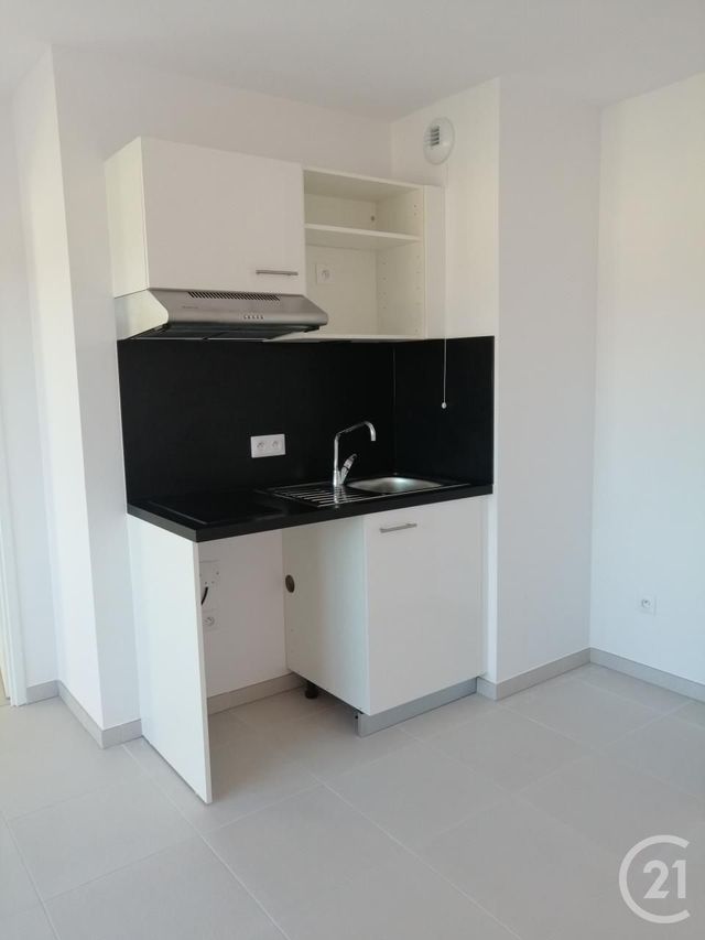 Appartement F2 à louer - 2 pièces - 40.0 m2 - PERPIGNAN - 66 - LANGUEDOC-ROUSSILLON - Century 21 Côte Catalane Immobilier