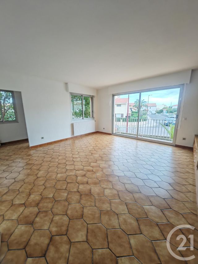 maison à louer - 3 pièces - 108.82 m2 - PERPIGNAN - 66 - LANGUEDOC-ROUSSILLON - Century 21 Côte Catalane Immobilier