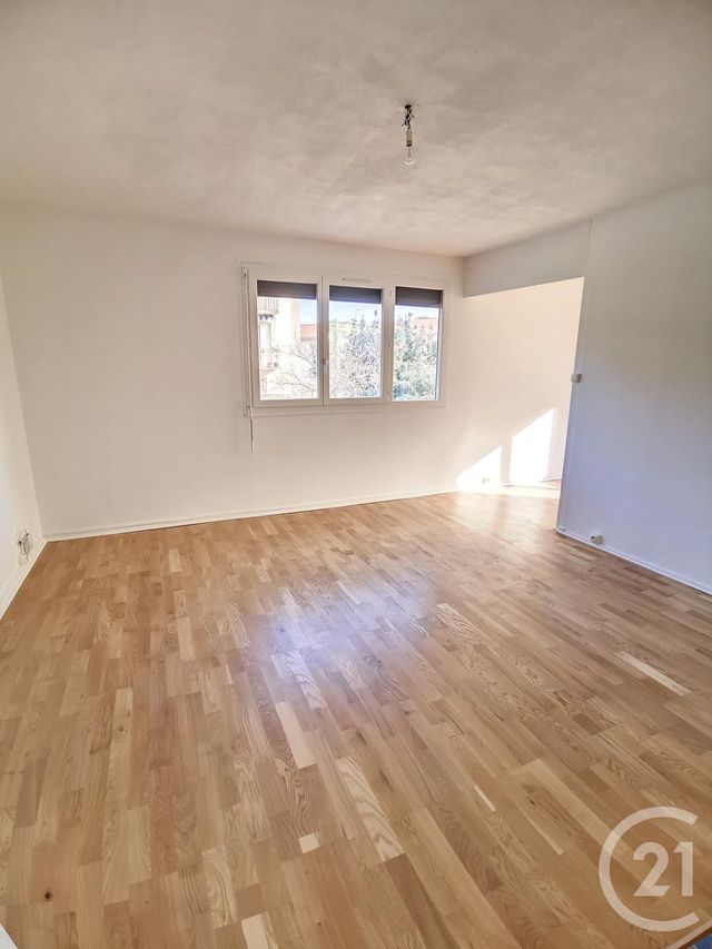 Appartement F3 à louer - 4 pièces - 73.4 m2 - PERPIGNAN - 66 - LANGUEDOC-ROUSSILLON - Century 21 Côte Catalane Immobilier